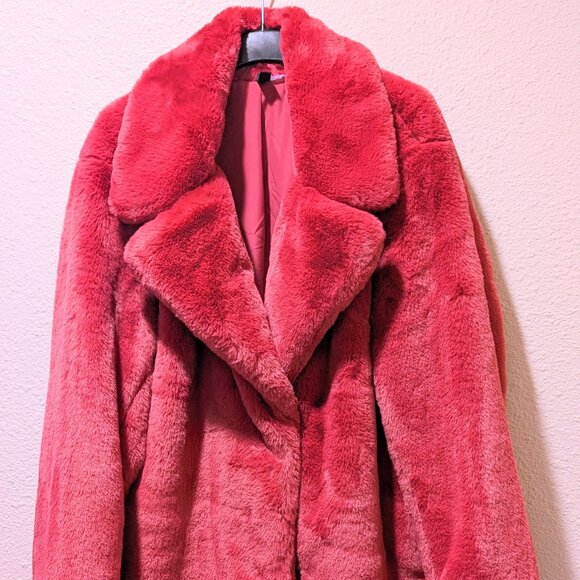 H&M Divided Cerise Pink Faux Fur Coat Size Medium NWOT - Picture 7 of 7